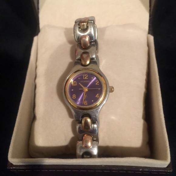 Silver watch with a Dark blue face - Picture 3 of 3